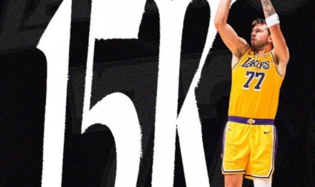 乐鱼体育官方网站-詹姆斯赛后祝贺里程碑：东契奇15000分/八村塁5000分/雷迪克100胜