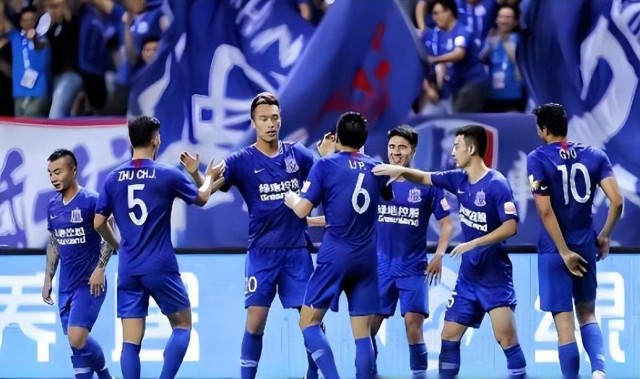 申花为何要倒贴钱曾经的主力外援，引发球迷热议，都直言不可信