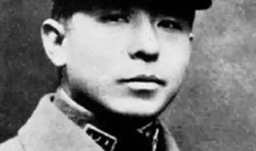 乐鱼体育官方网站-张学良有糖尿病，得病后他的烟酒观，长寿秘诀让他活了101岁！