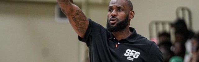 乐鱼体育官方网站-排面！詹皇二儿子轰12分 老詹当教练 NBA8队考察